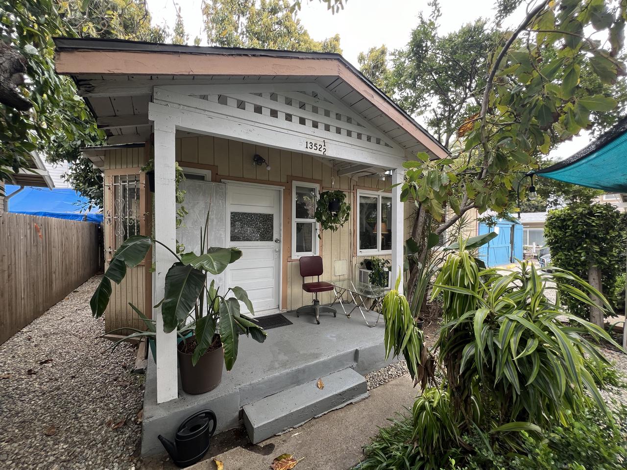 Profile photo 8 of 10