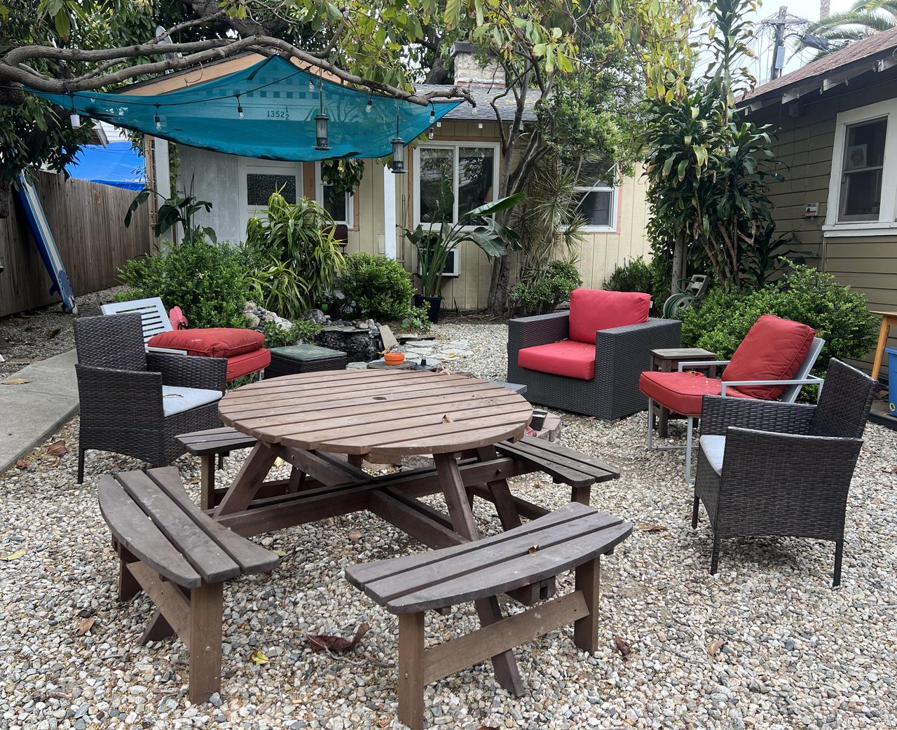 Profile photo 7 of 10