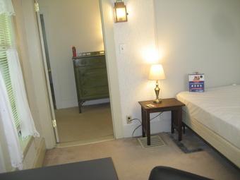 Room for rent in Dover, NH $865, house