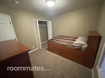 Room for rent in Vancouver, WA $900, house