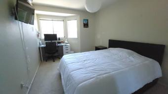 Room for rent in Redwood City, California $1300, house