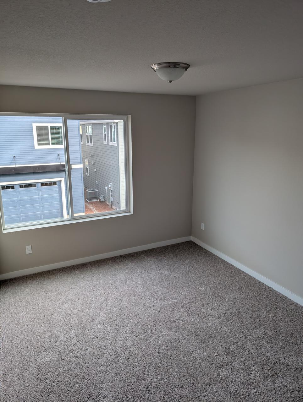 Profile photo 8 of 11