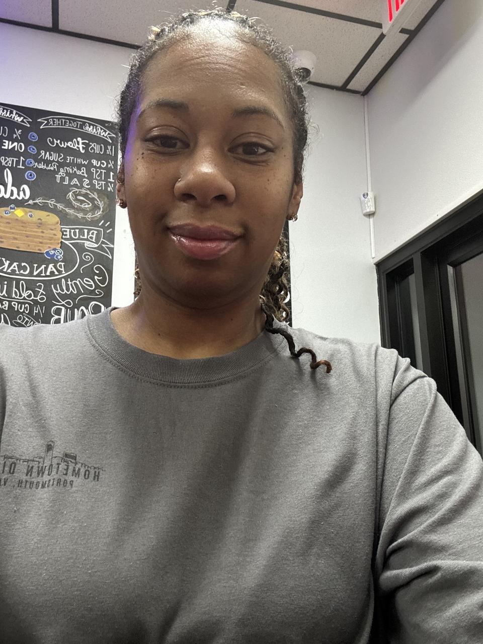 Profile photo 5 of 6