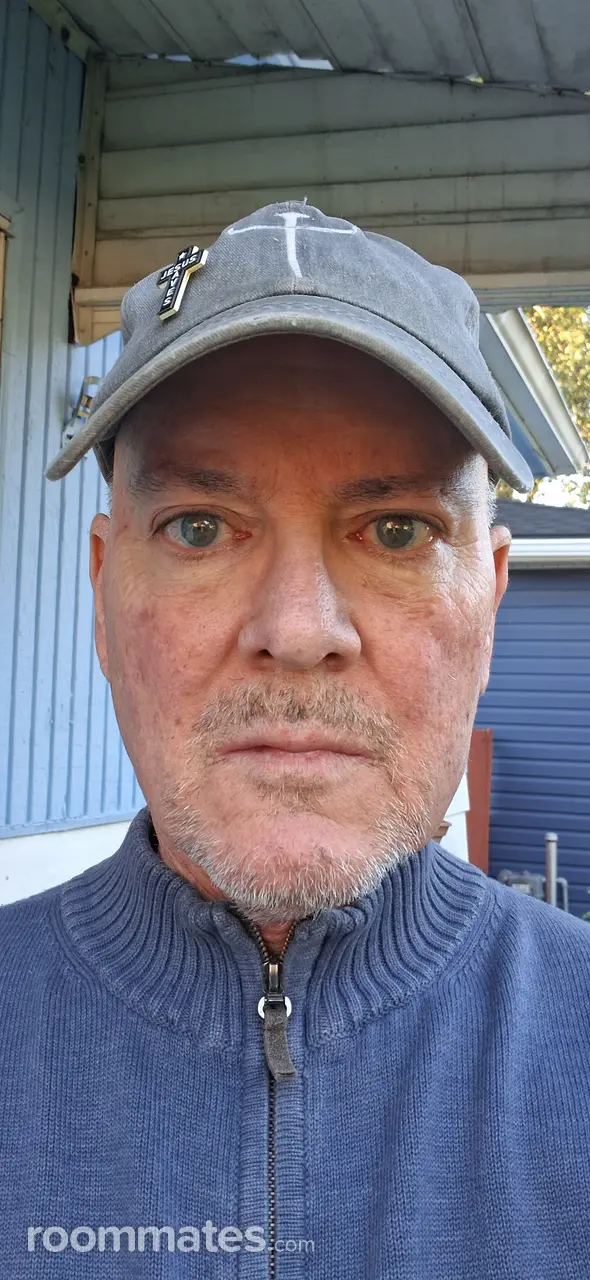 Profile photo 7 of 7