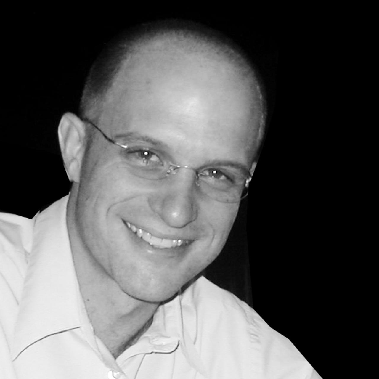 Profile photo 11 of 12