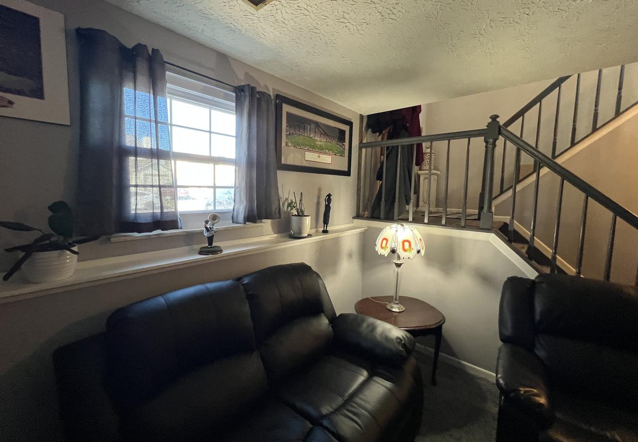 Profile photo 5 of 12