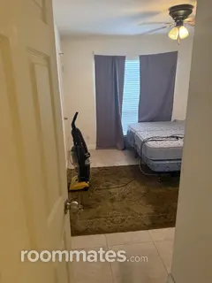Room for rent in Mission Viejo, CA $1100, house
