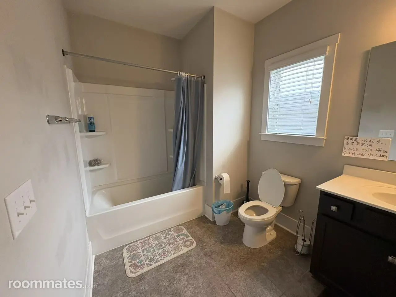 Profile photo 8 of 11