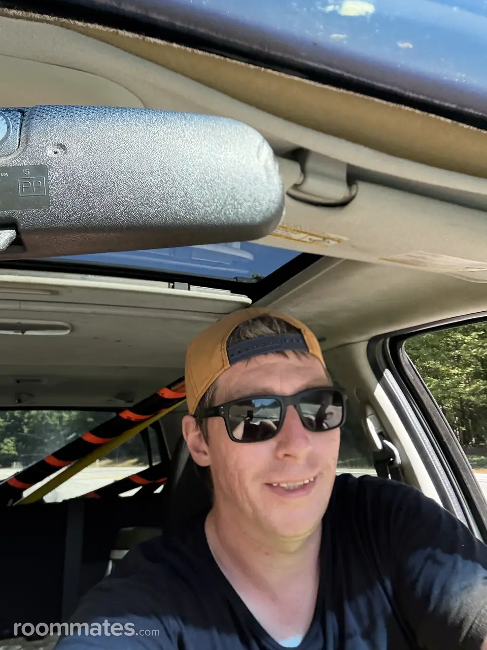 Profile photo 3 of 9