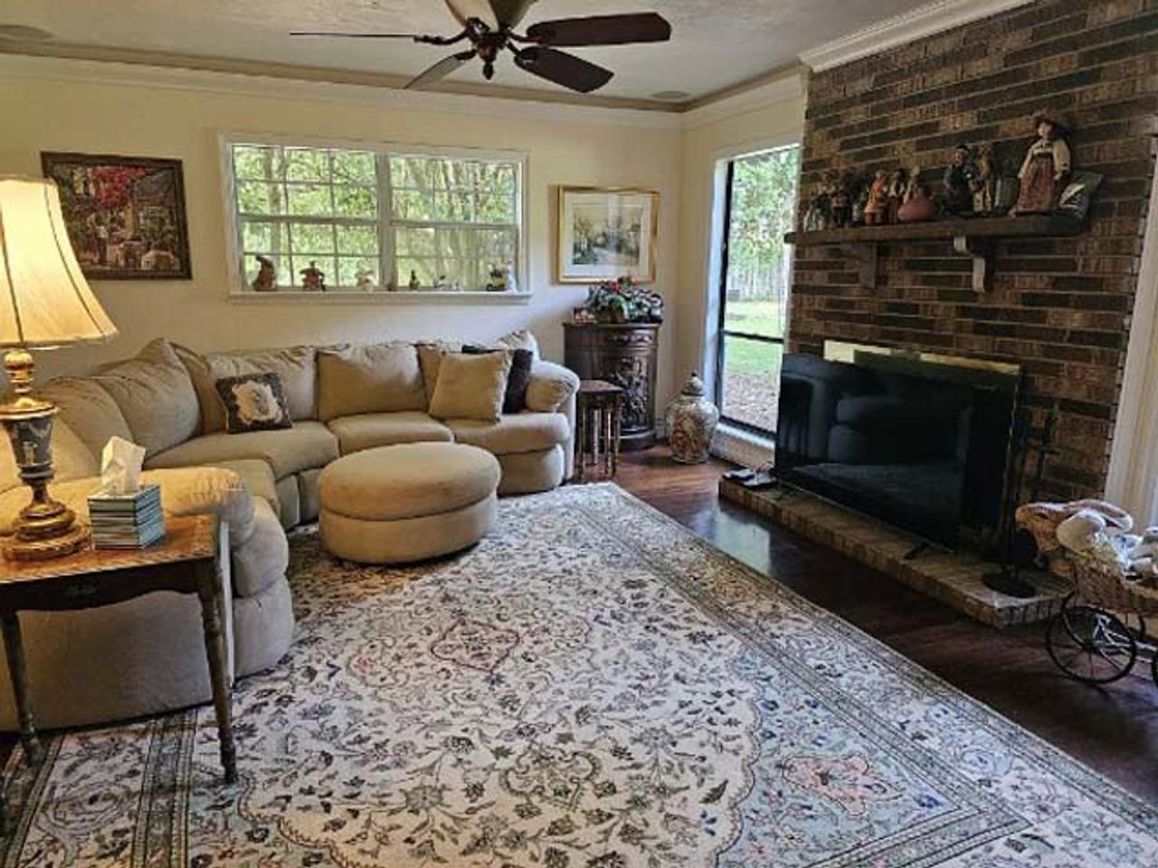 Profile photo 8 of 12