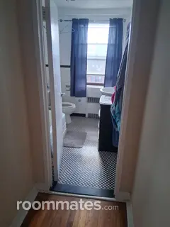 Room for rent in Hartford, CT $625, condo