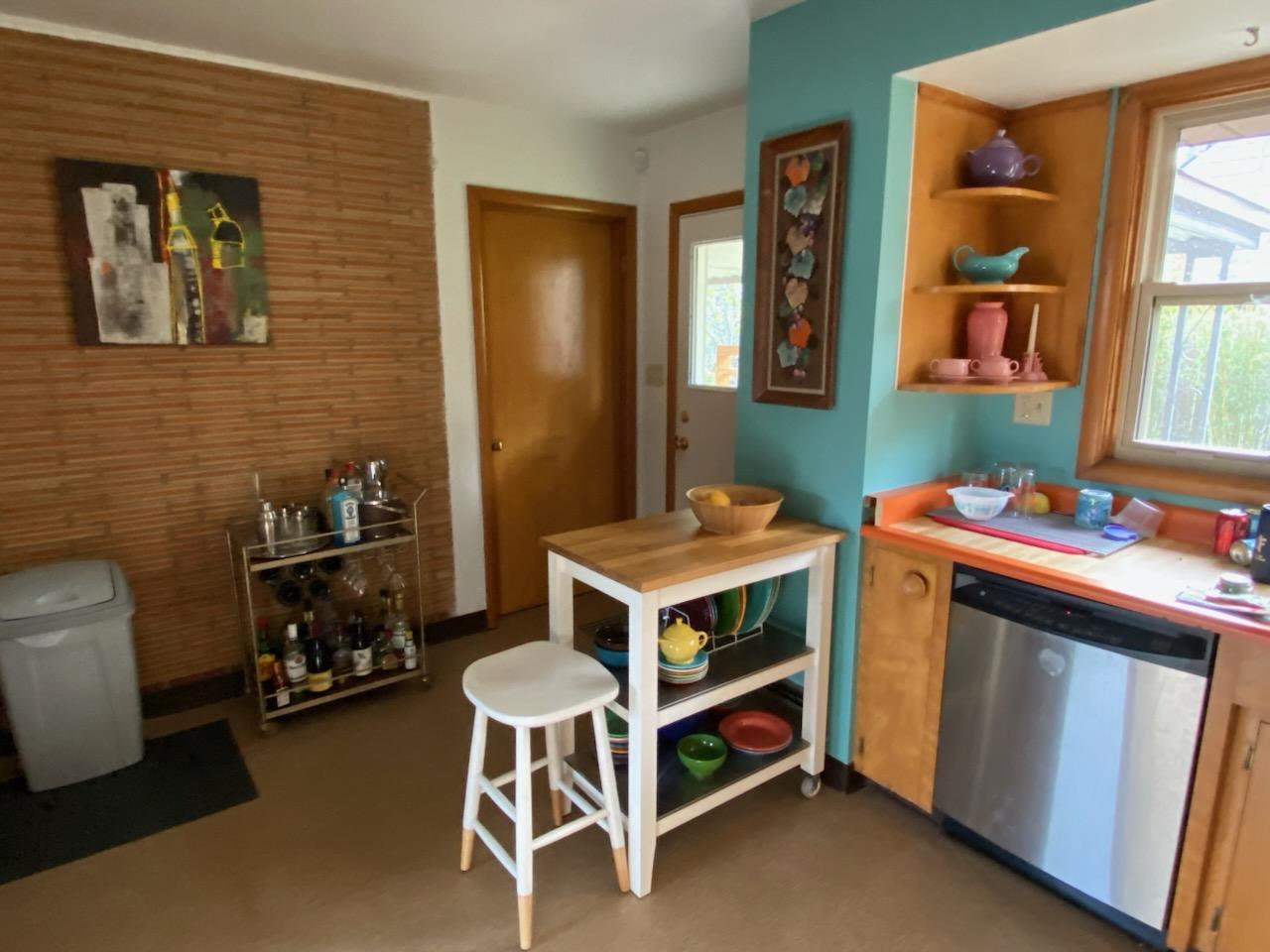 Profile photo 8 of 10