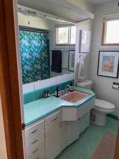 Room for rent in Portland, OR $1100, house