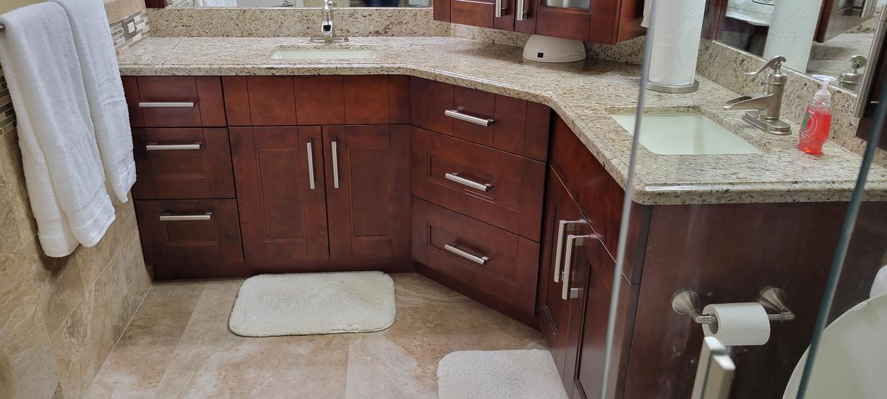 Profile photo 7 of 9