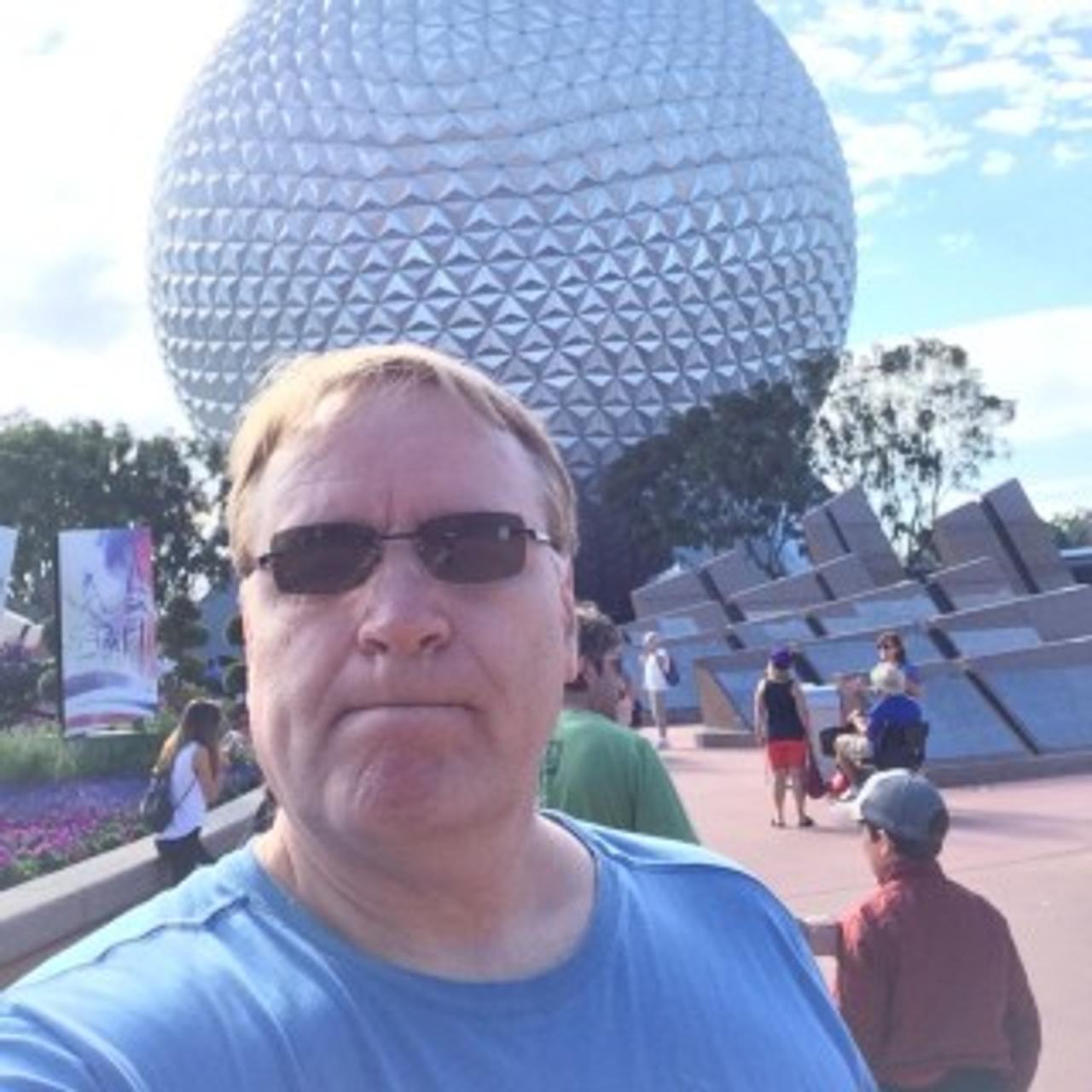 Profile photo 10 of 11