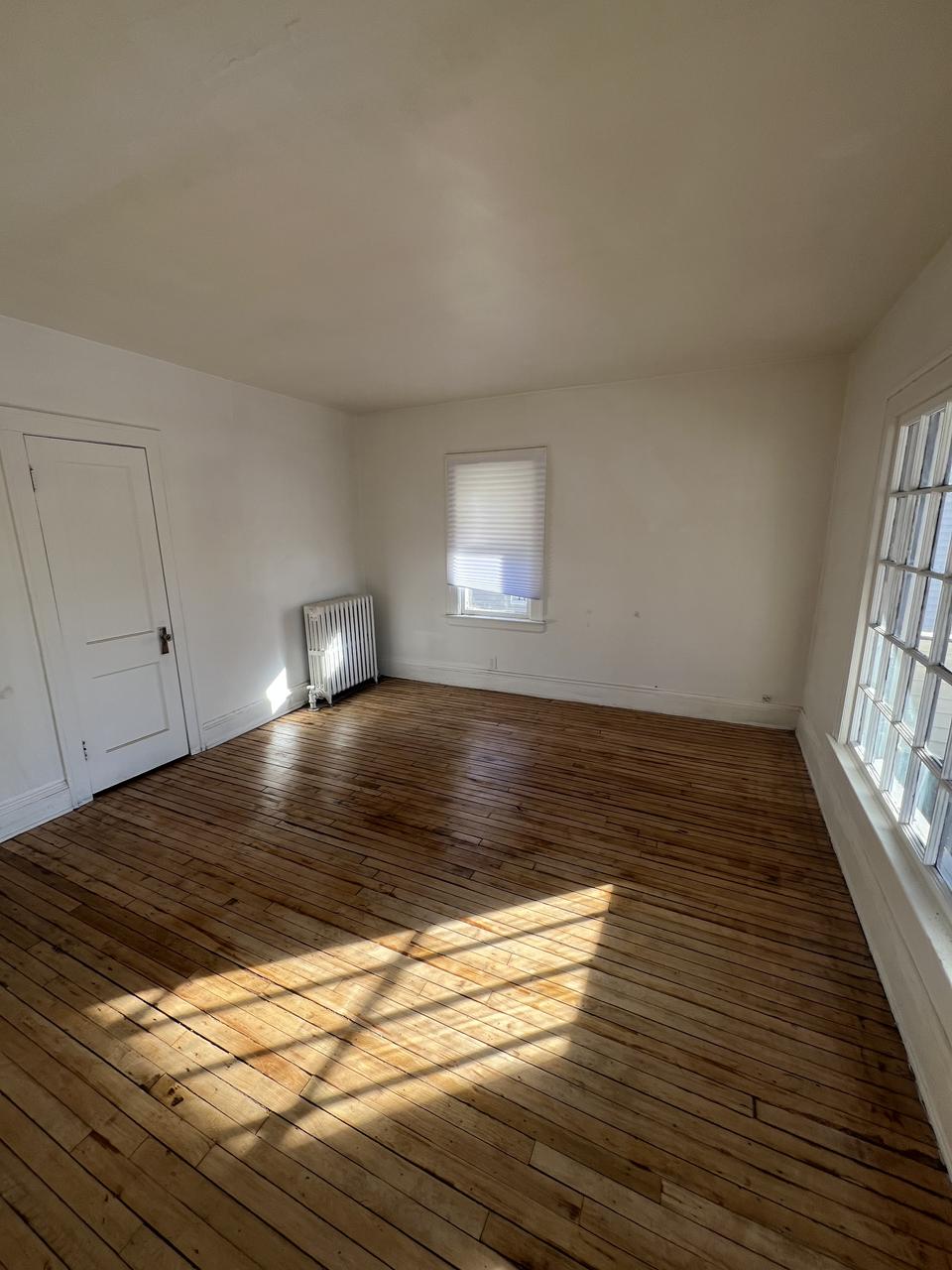 Profile photo 4 of 10