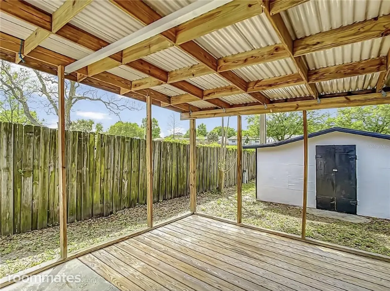 Profile photo 9 of 13