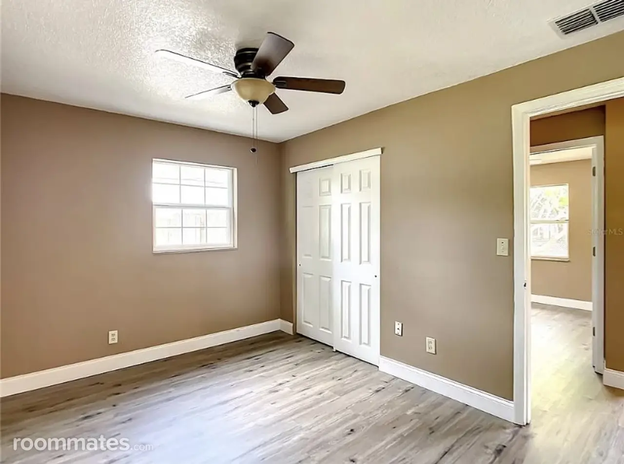 Profile photo 2 of 13