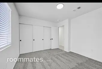 Room for rent in Henderson, NV $800, house