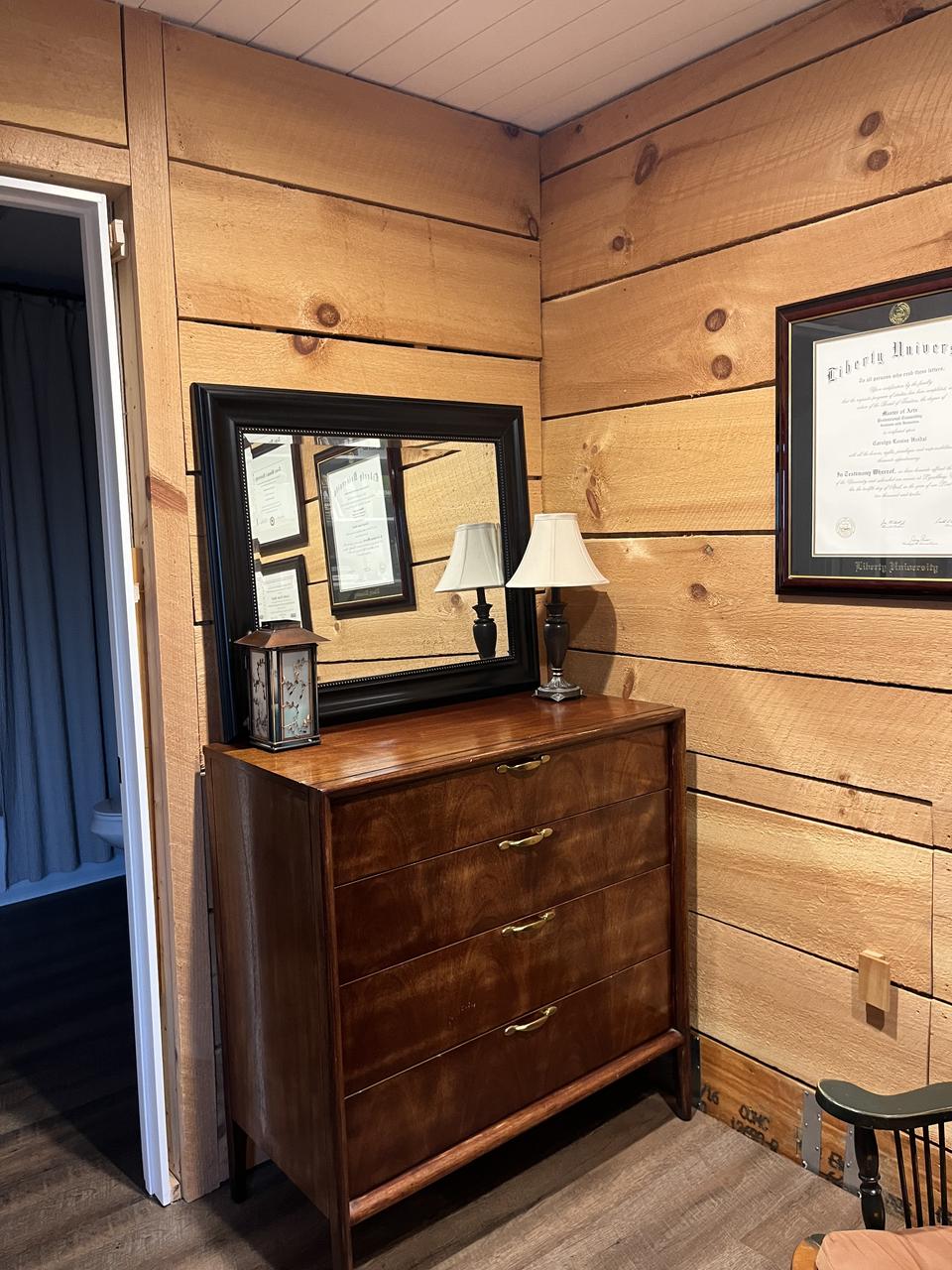 Profile photo 3 of 7