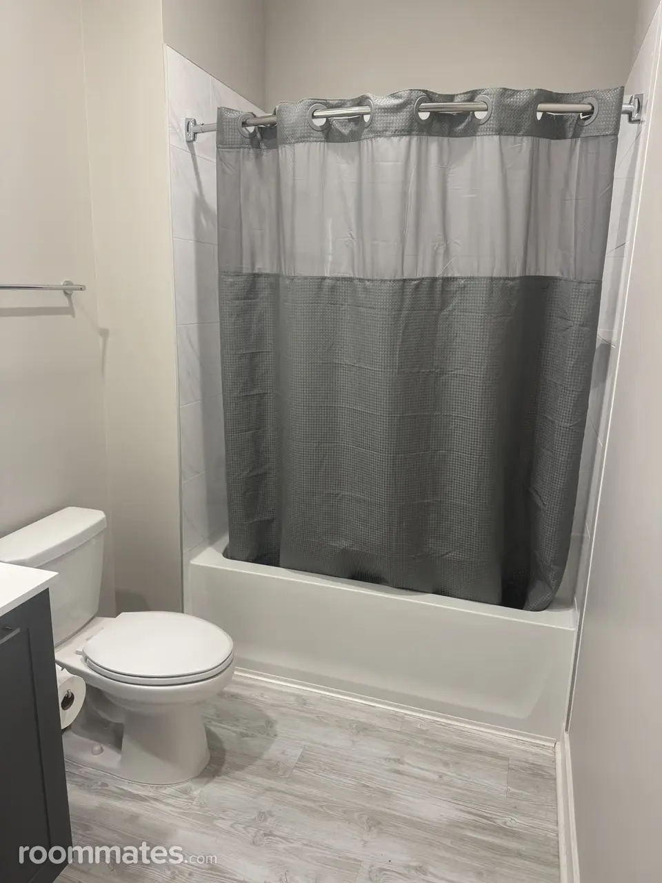 Profile photo 8 of 13