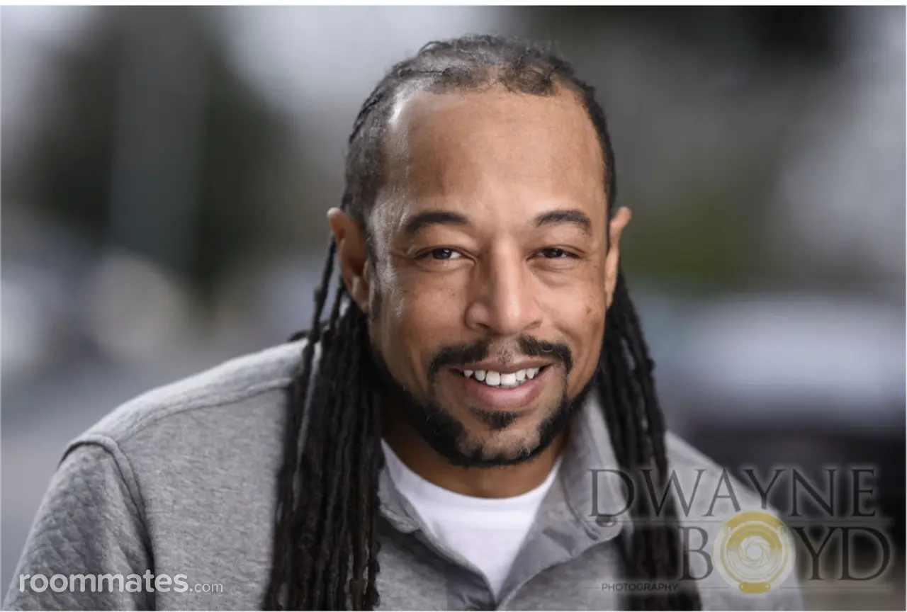 Profile photo 9 of 10