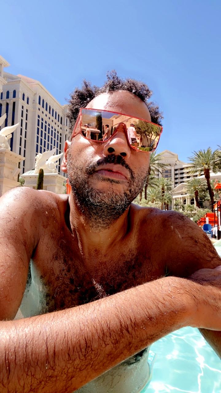 Profile photo 13 of 18