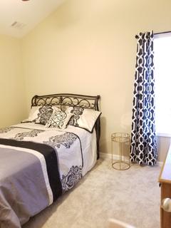 Room for rent in Atlanta, GA $1000, house