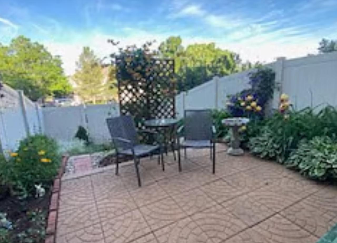 Profile photo 2 of 6