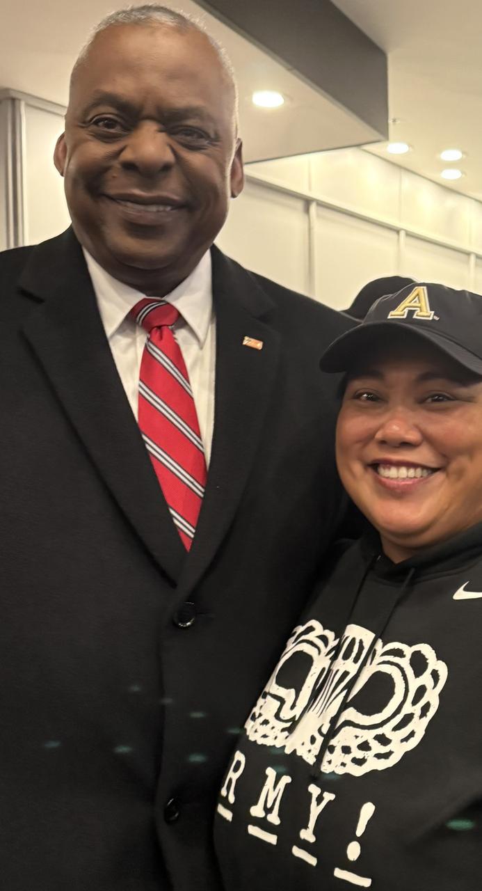 Profile photo 9 of 11