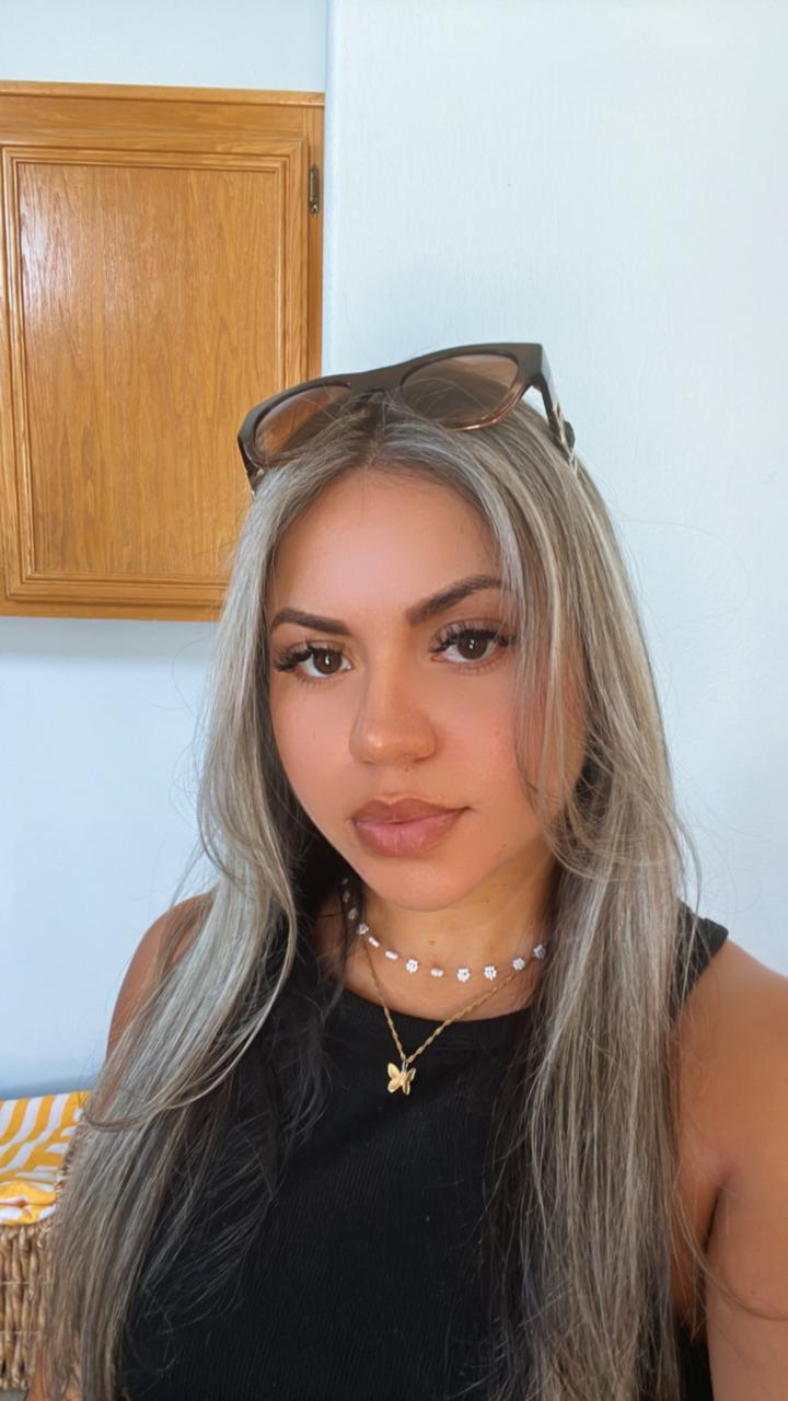 Profile photo 7 of 7