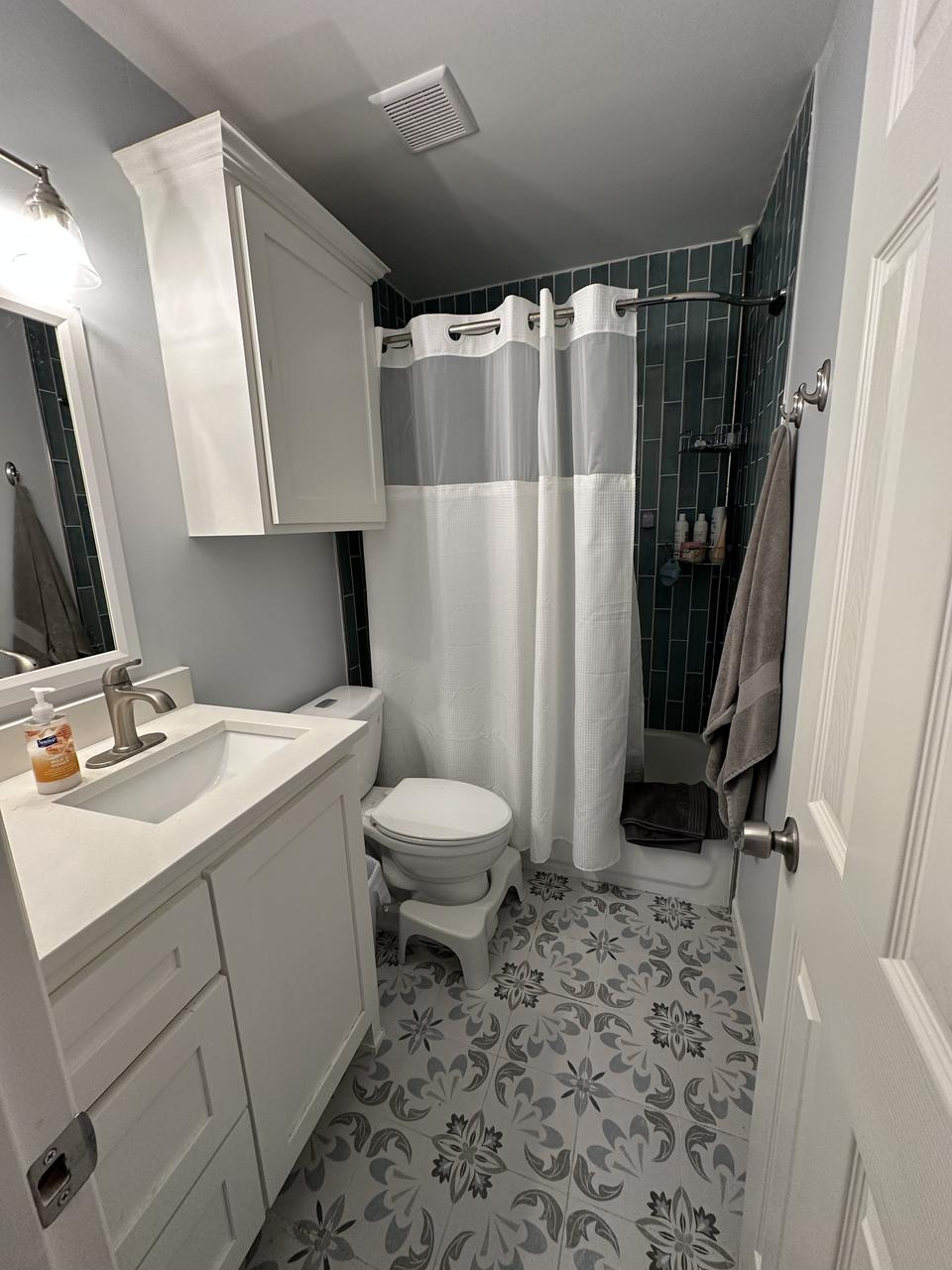 Profile photo 6 of 8