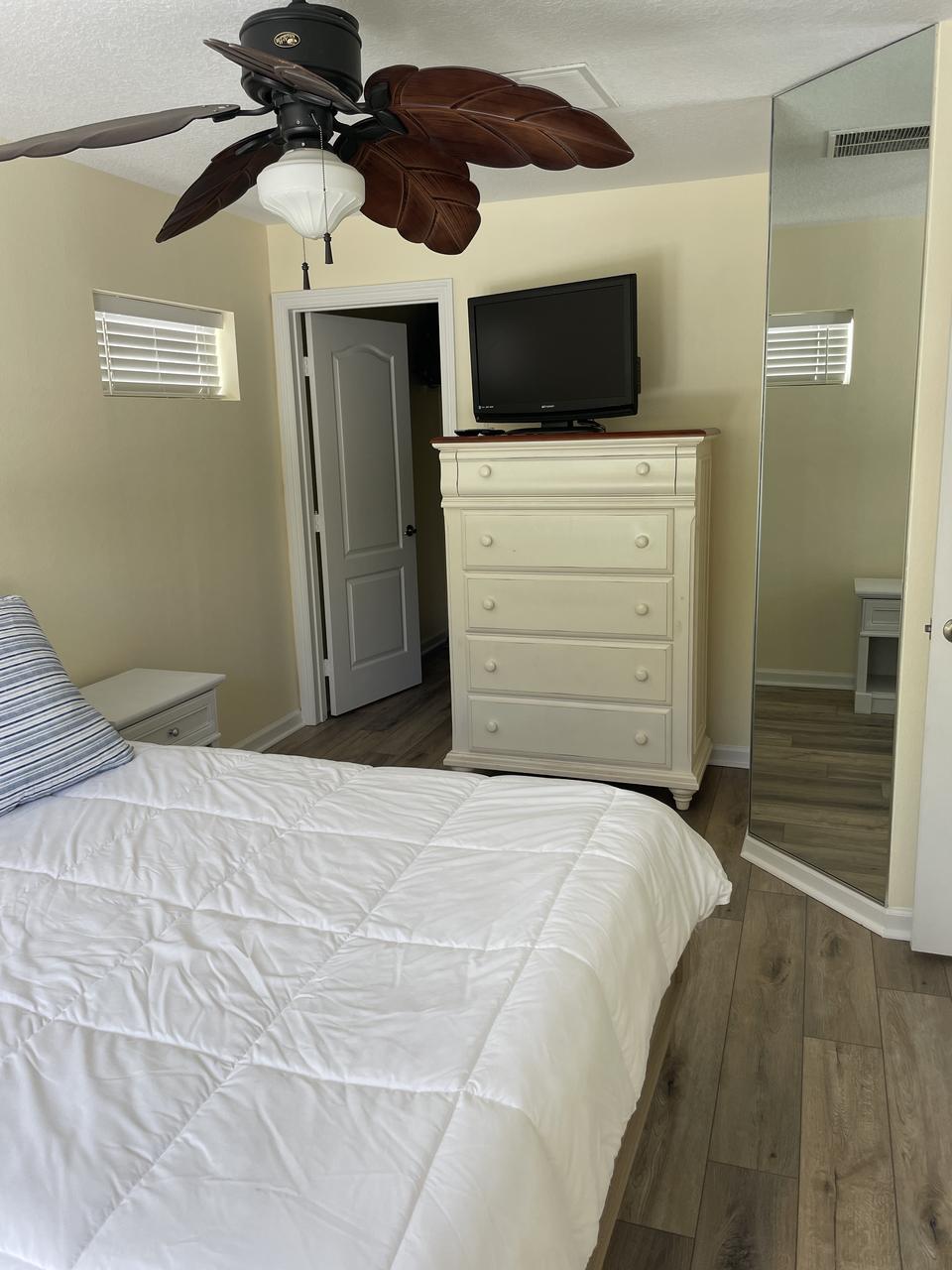 Profile photo 6 of 8