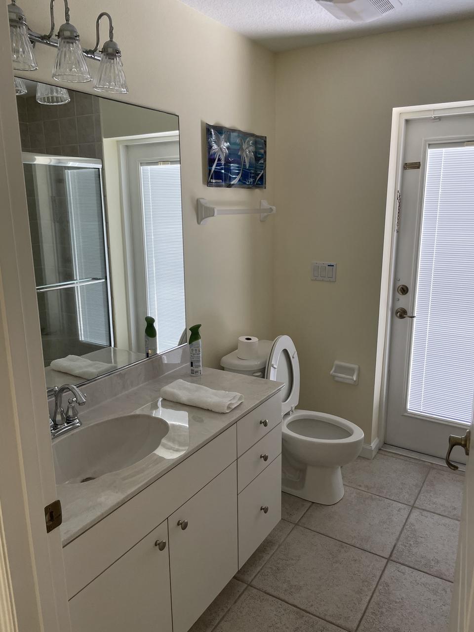 Profile photo 4 of 8