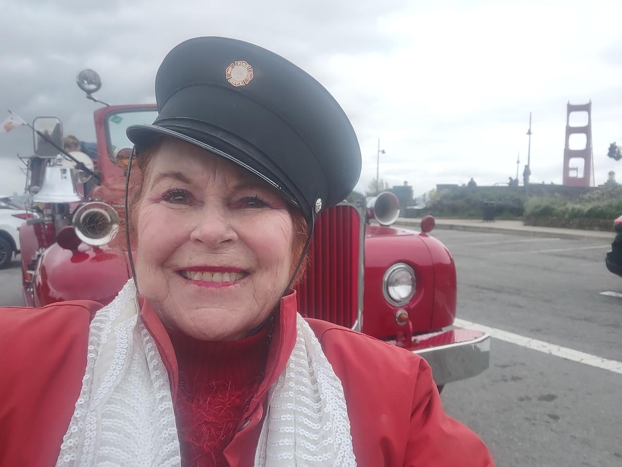 Profile photo 11 of 12