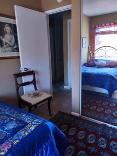 Room for rent in Vallejo, CA $950, house