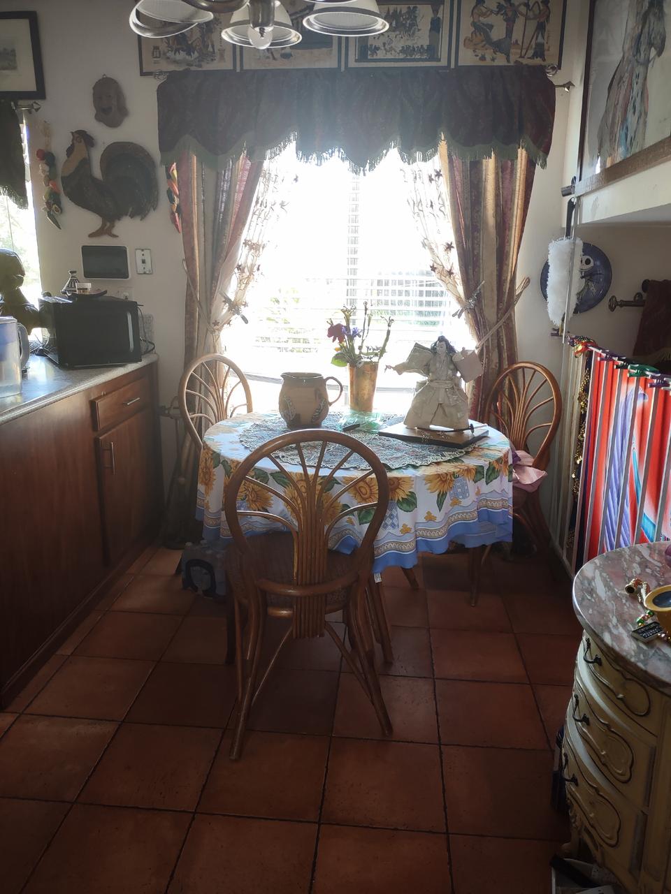 Profile photo 7 of 12