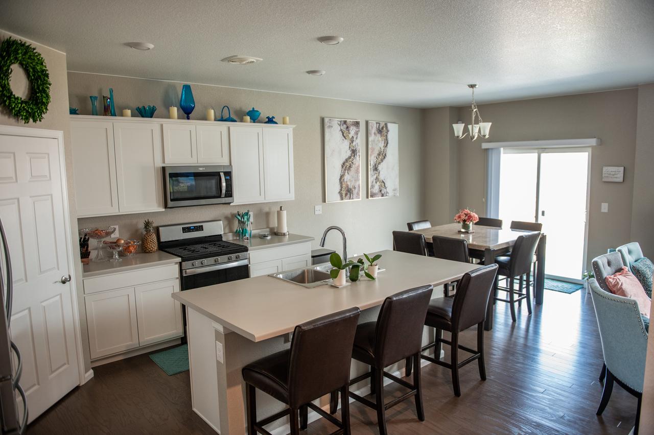 Profile photo 6 of 12