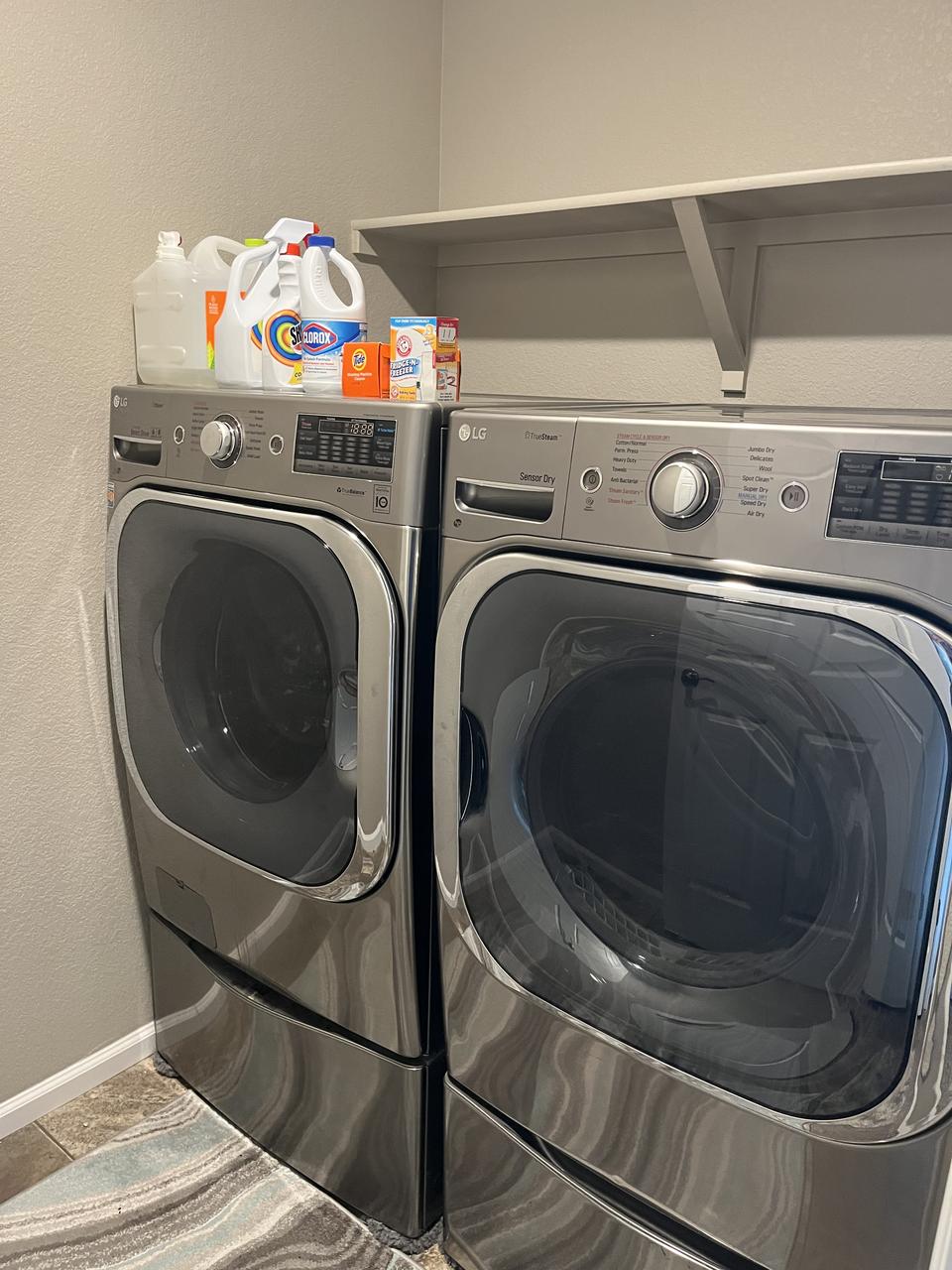 Profile photo 8 of 12