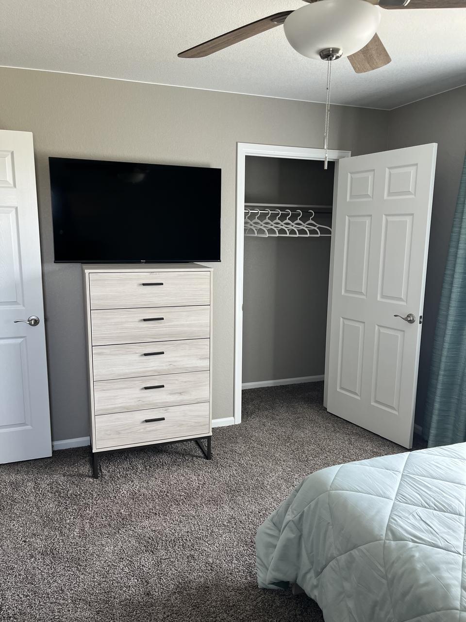 Profile photo 4 of 12