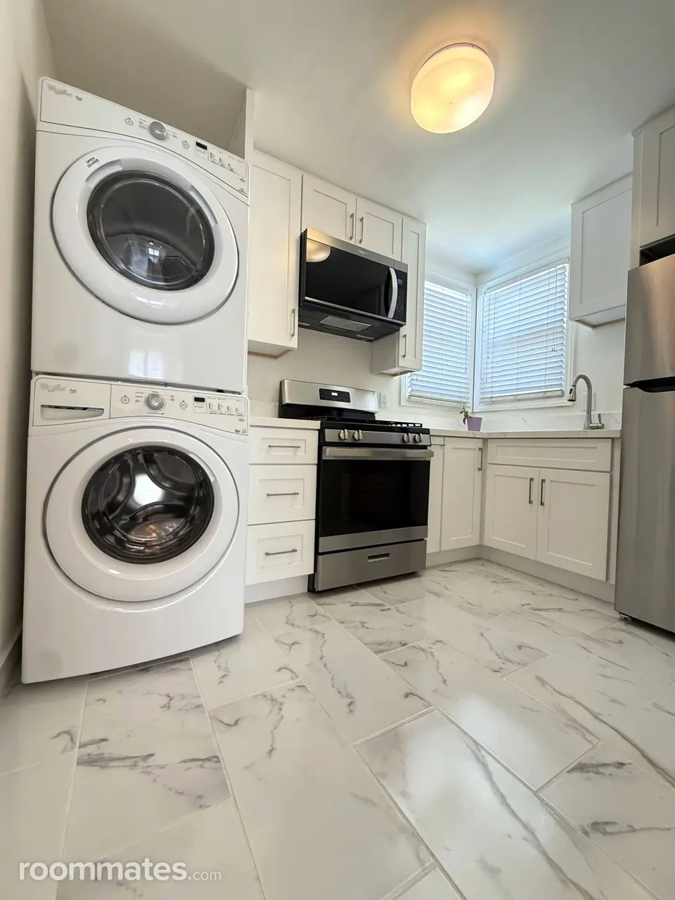 Profile photo 6 of 11