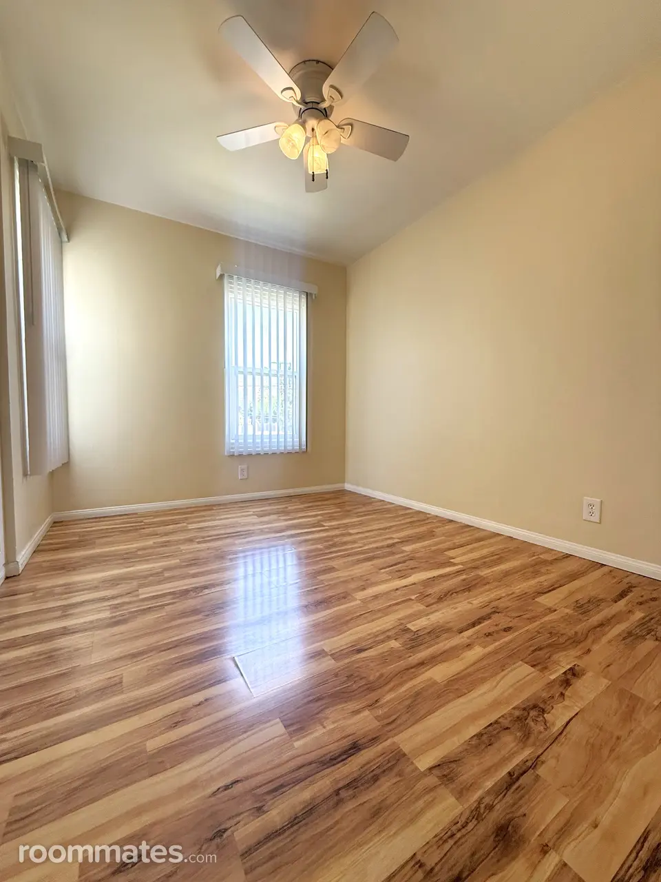 Profile photo 4 of 11