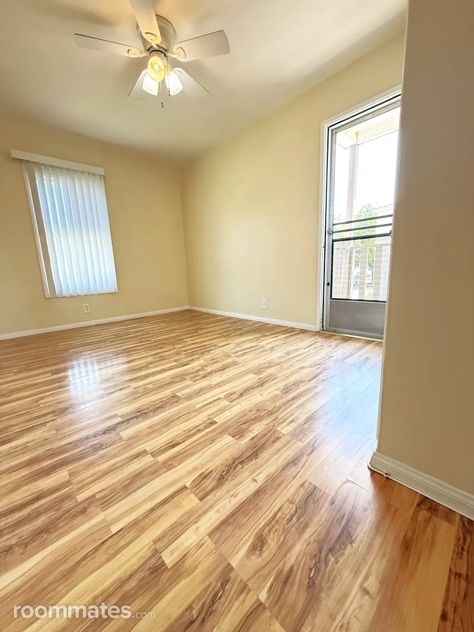 Profile photo 7 of 11