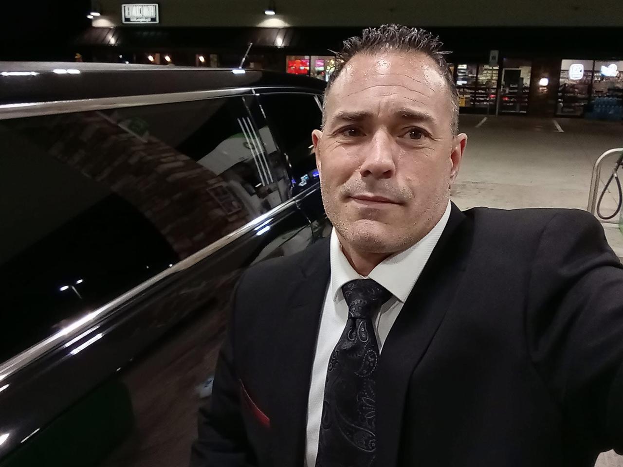 Profile photo 1 of 1