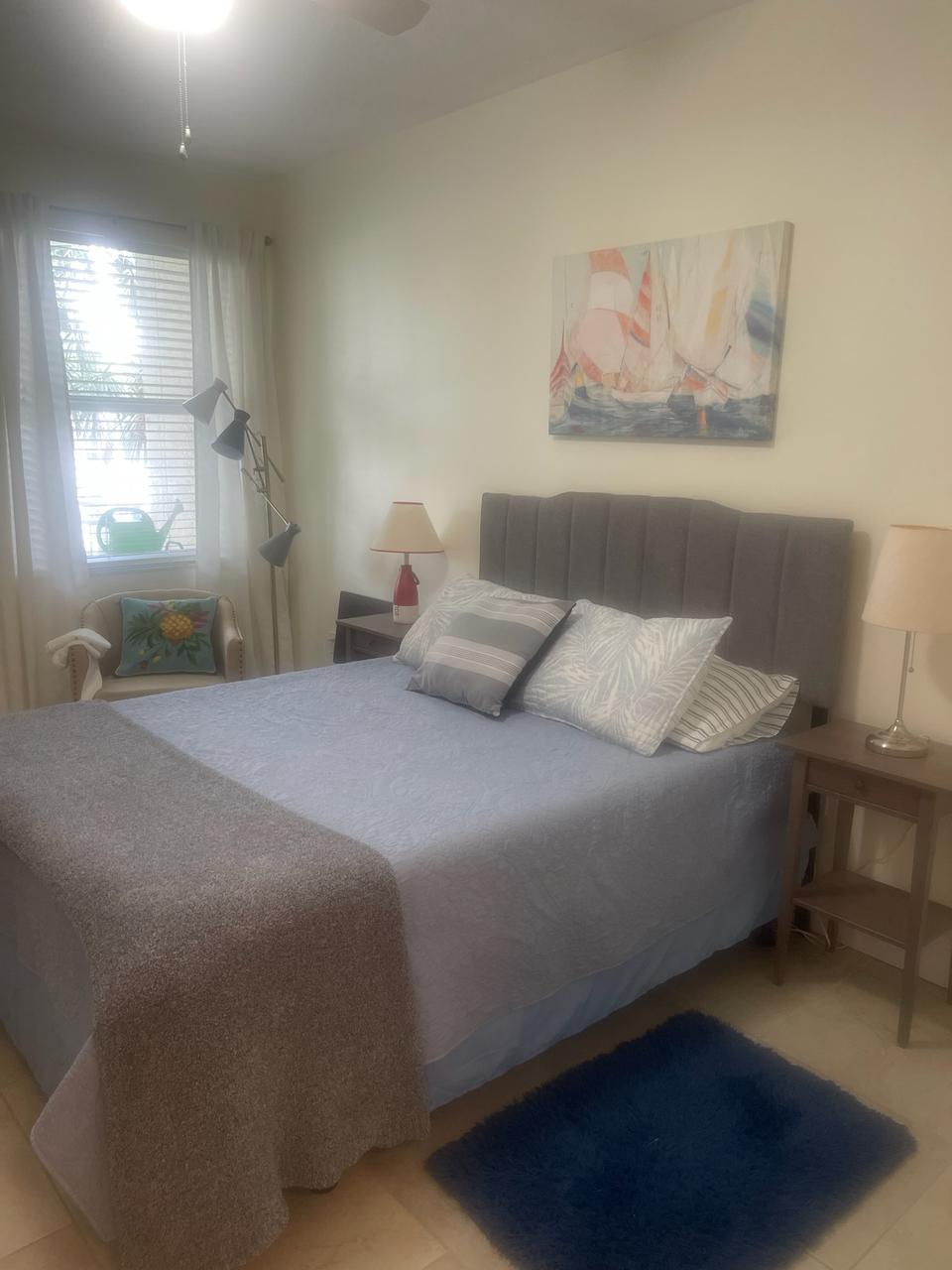 Profile photo 6 of 14