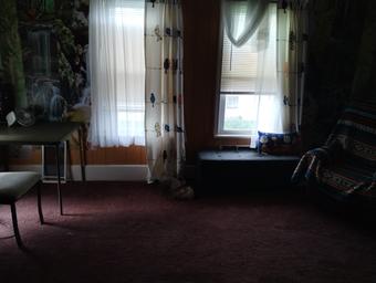 Room for rent in Cleveland, OH $600, house