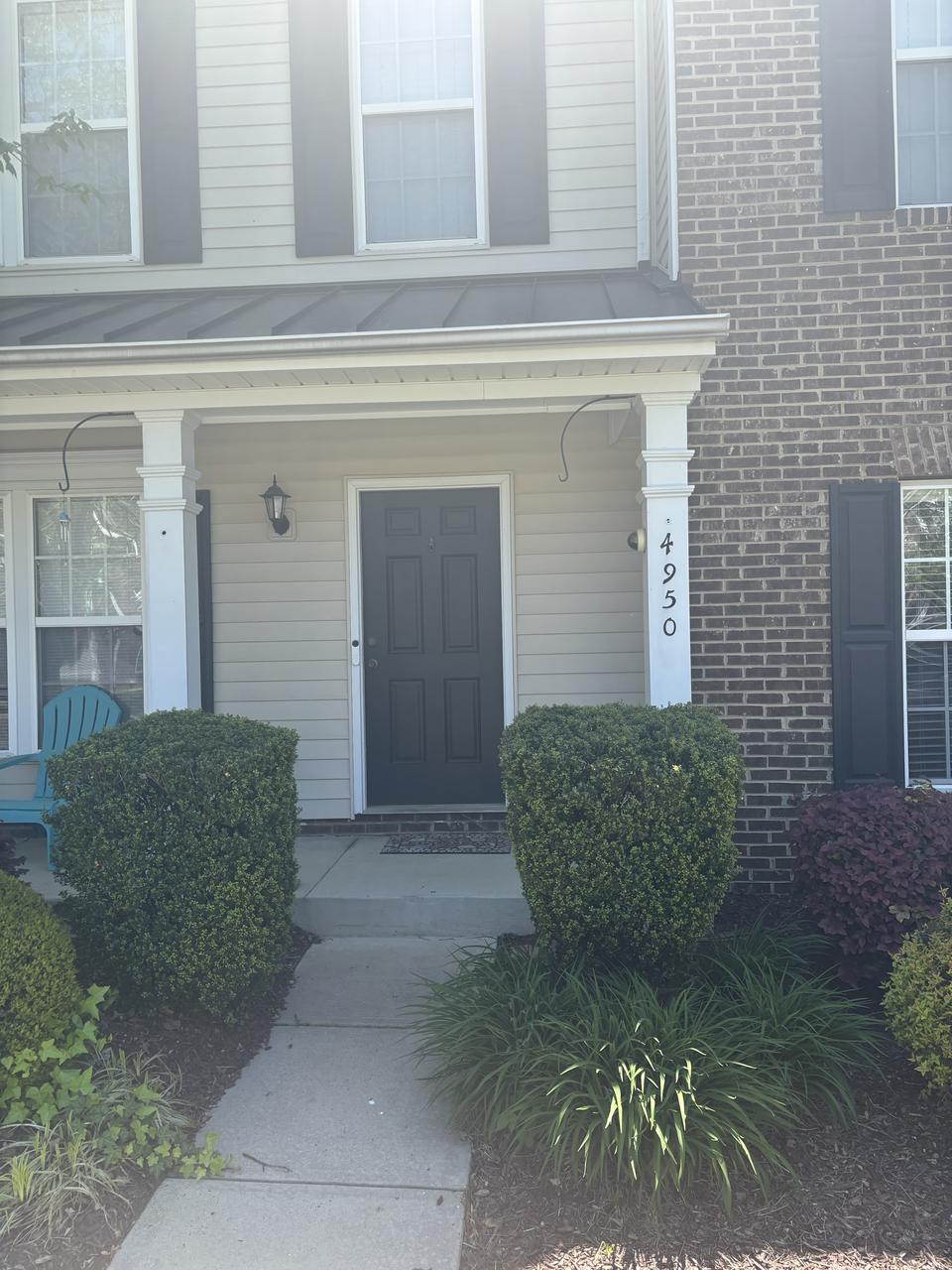 Profile photo 10 of 11