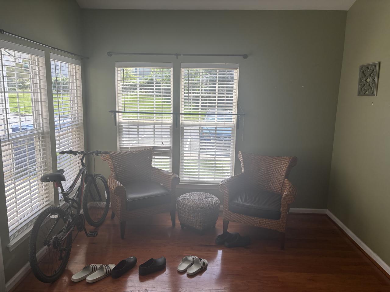 Profile photo 2 of 11