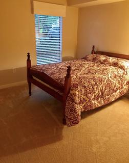 Room for rent in North Chesterfield, Virginia $800, condo