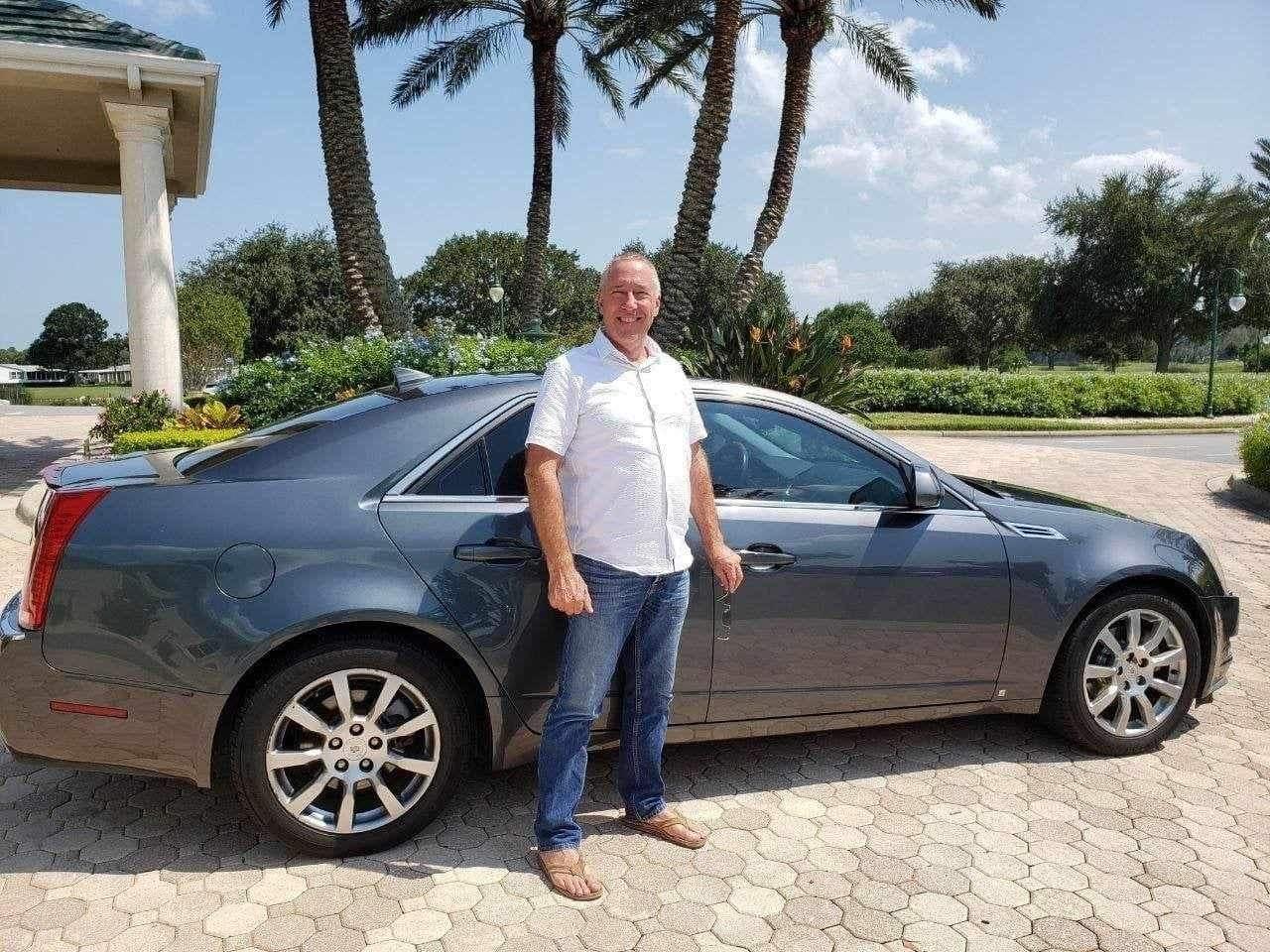 Profile photo 13 of 16